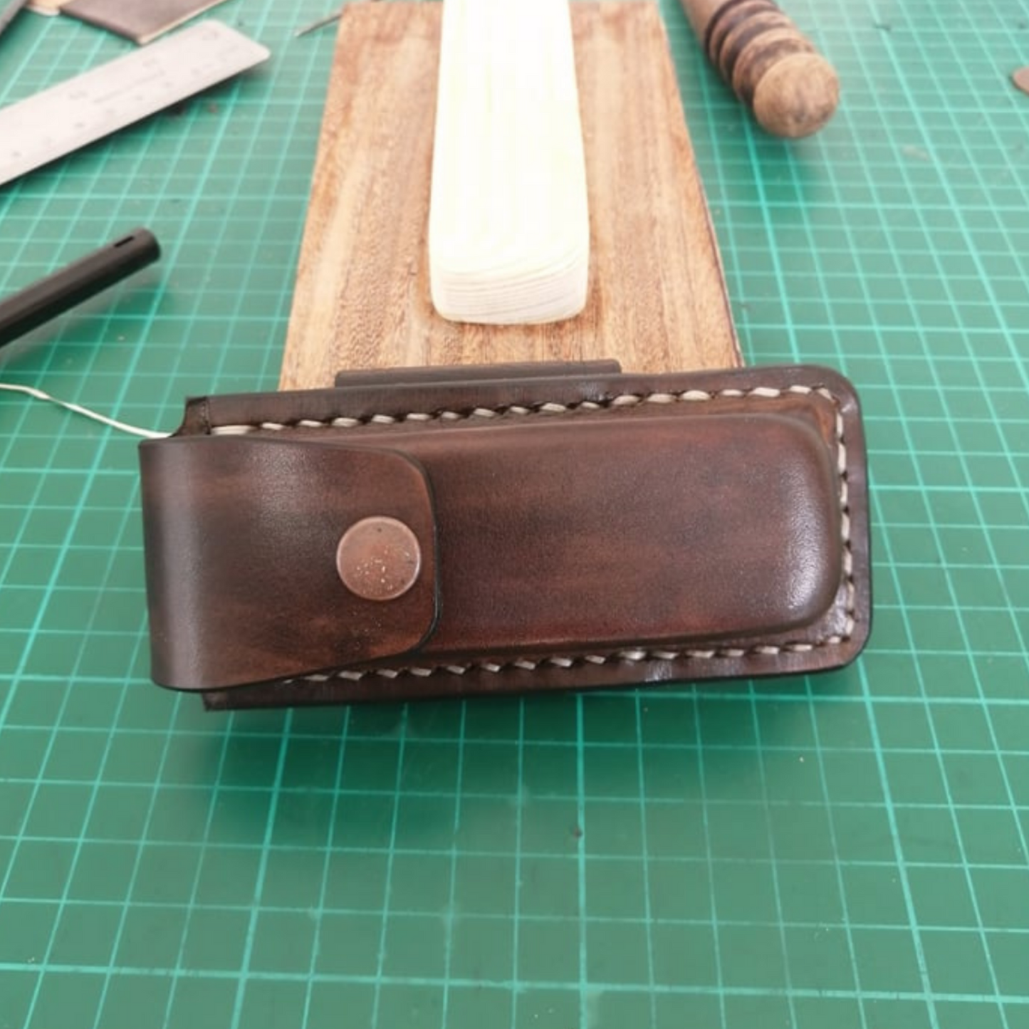 Custom Leather Horizontal Folding Knife Sheath