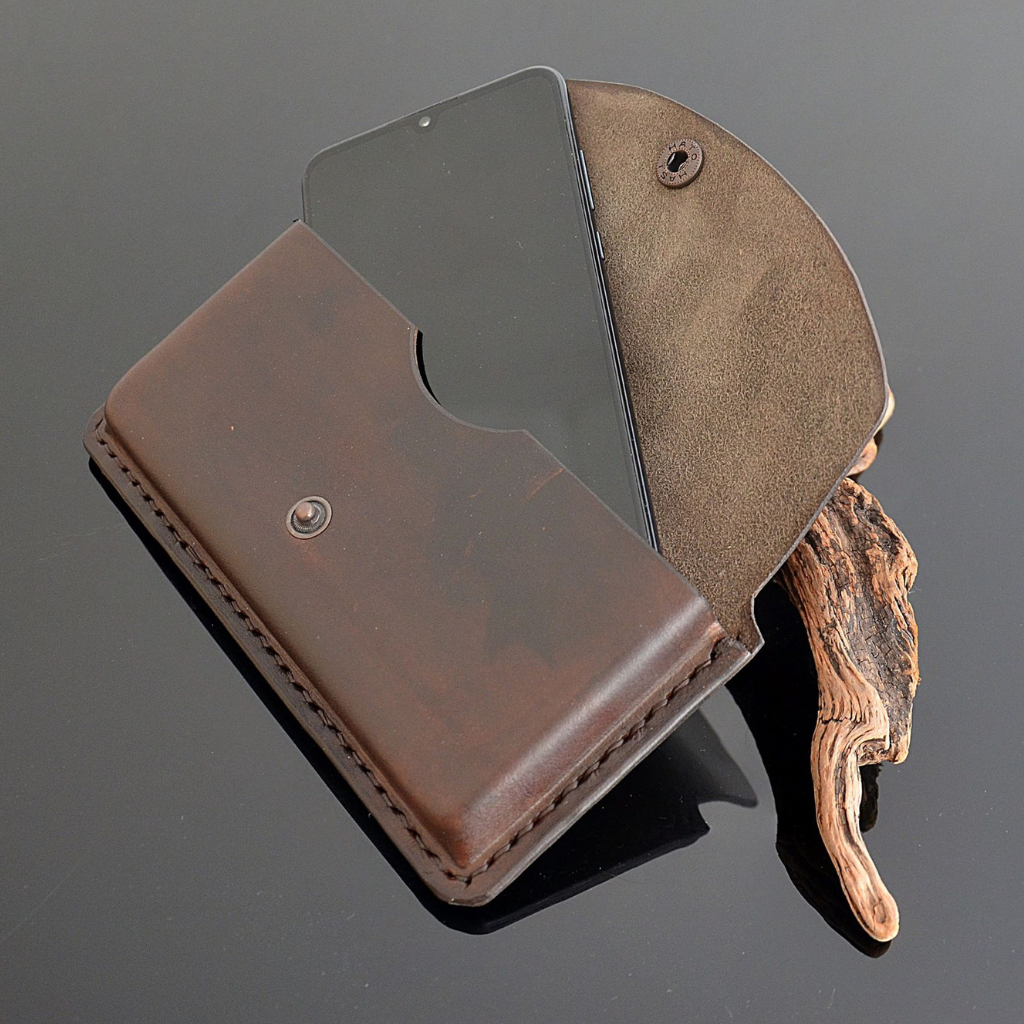 Étui de ceinture en cuir sur mesure pour téléphone