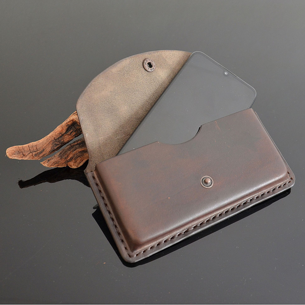 Étui de ceinture en cuir sur mesure pour téléphone