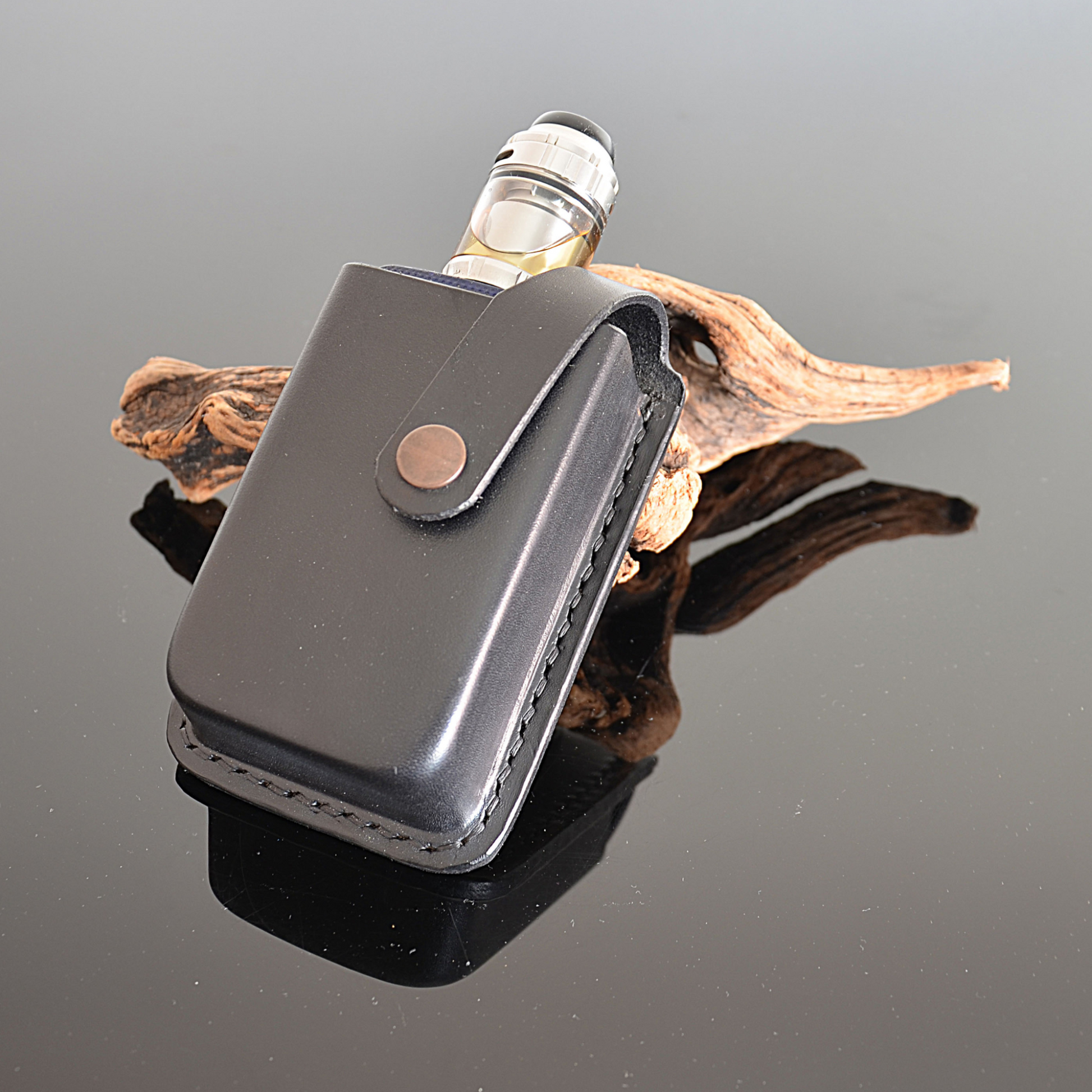 Custom Genuine Leather Vape Box Mod Case | EXODOS Copenhagen Custom Genuine Leather Vape Box Mod Case | EXODOS Copenhagen