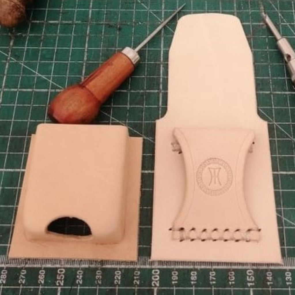 Handcrafted Genuine Leather Cigarette LIghter Case
