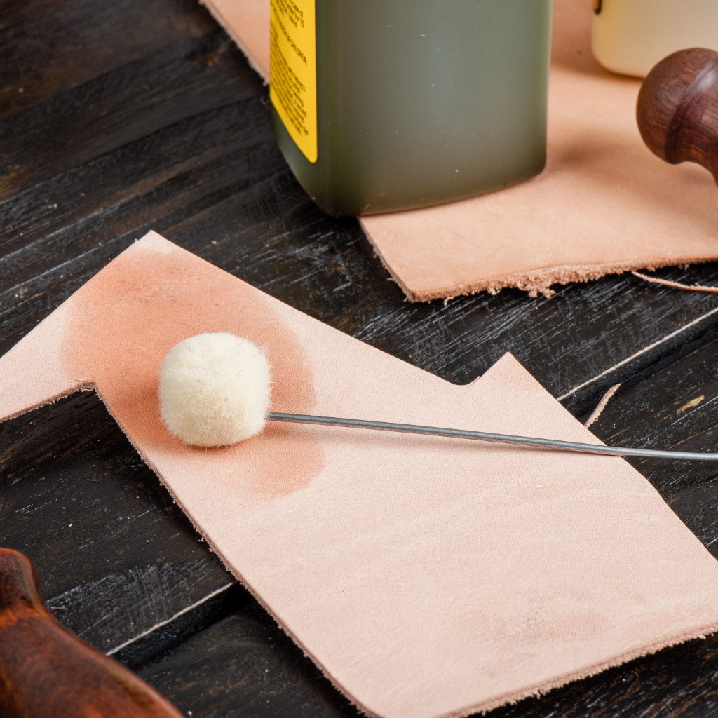 Handcrafted Genuine Leather Cigarette LIghter Case