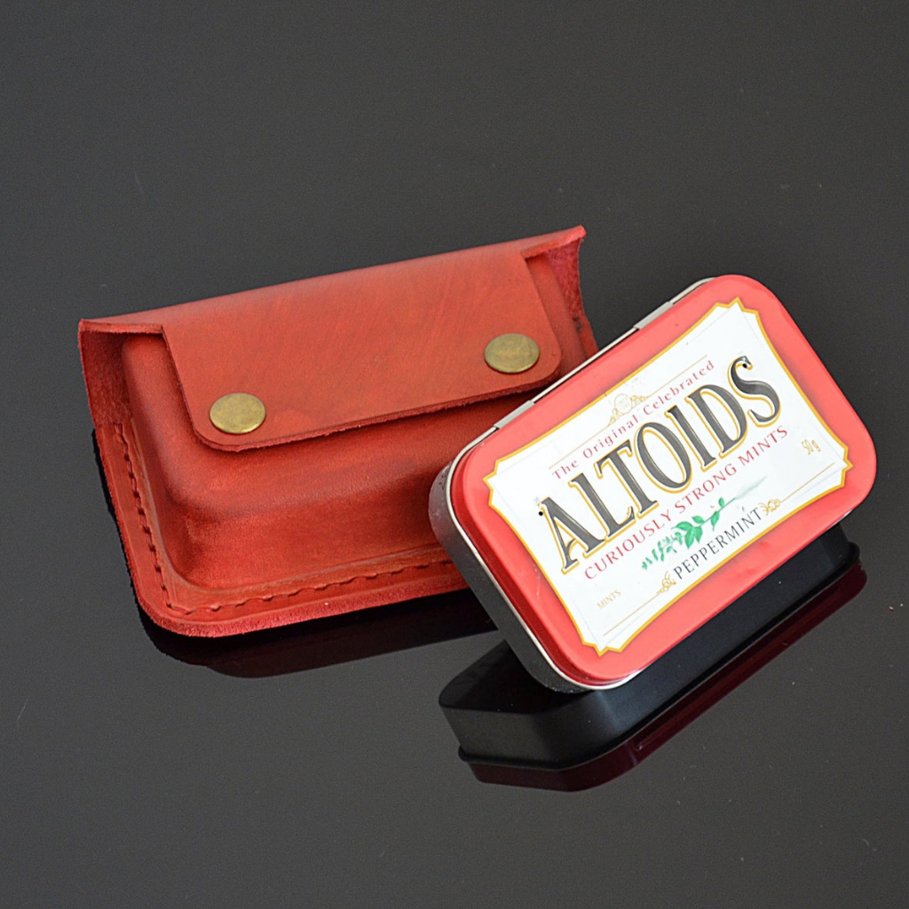 Pochette ceinture en cuir | Pochette Altoid | Pochette Possibles