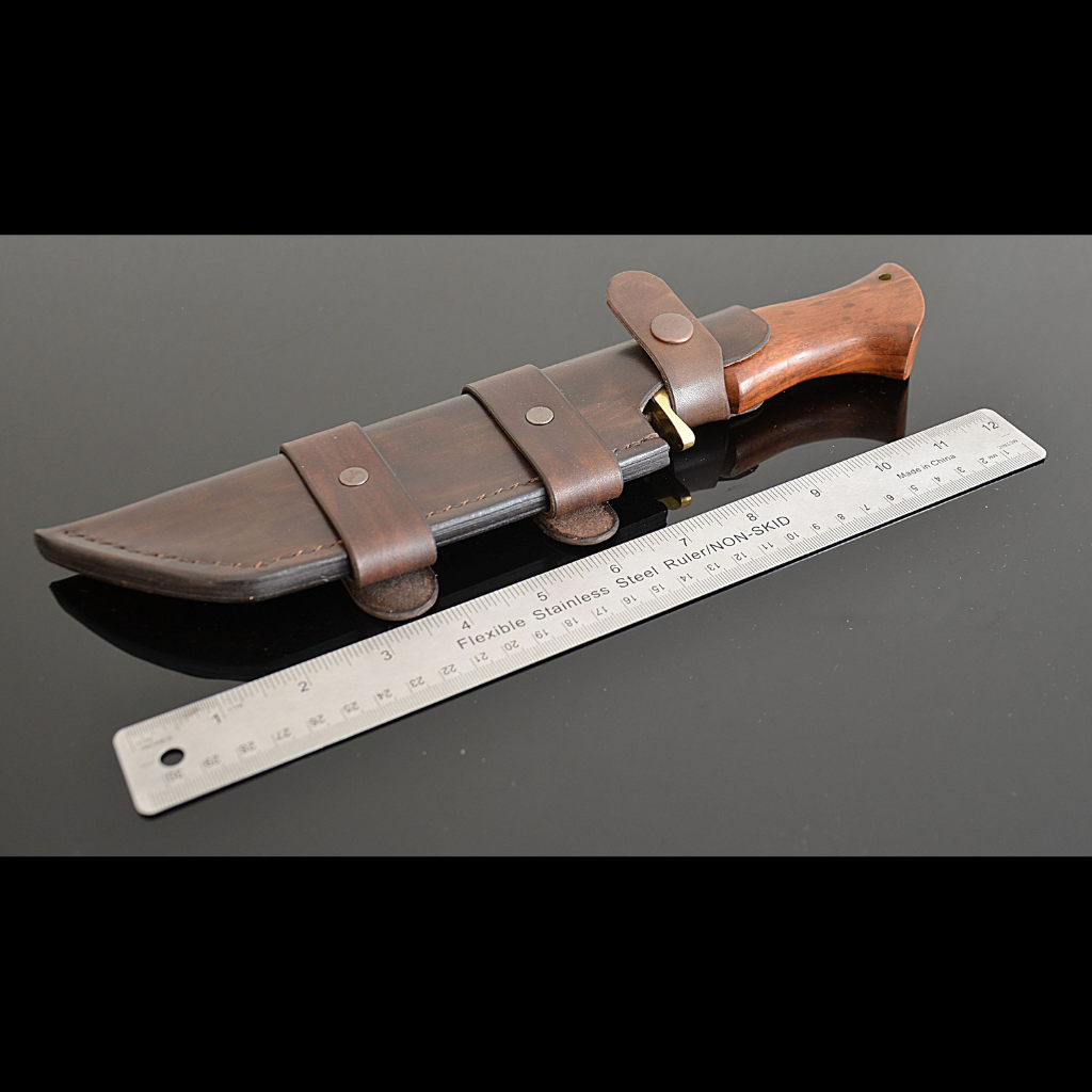 custom leather knife sheath
